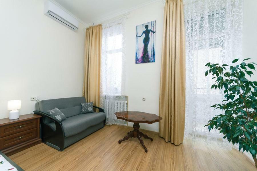 Apartment On Saksahanskoho Street Київ Екстер'єр фото